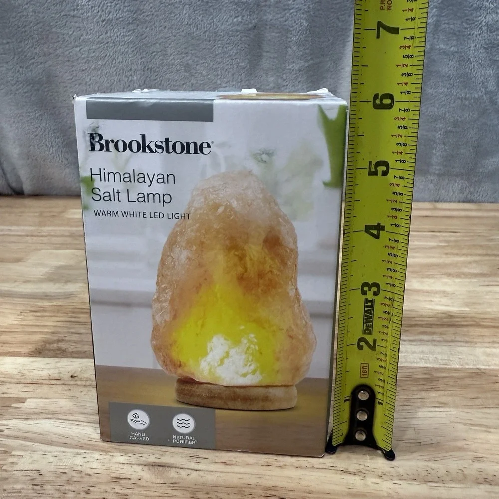 Brookstone Himalayan Salt Lamp Warm White LED Natural Glow‎ Light NWT Decor
